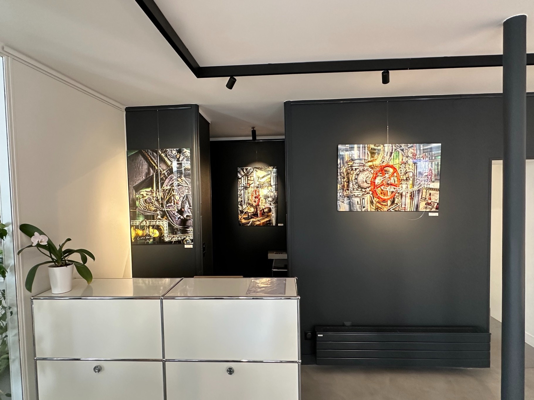 Exhibitions and Private Viewings - Agence Crehange International